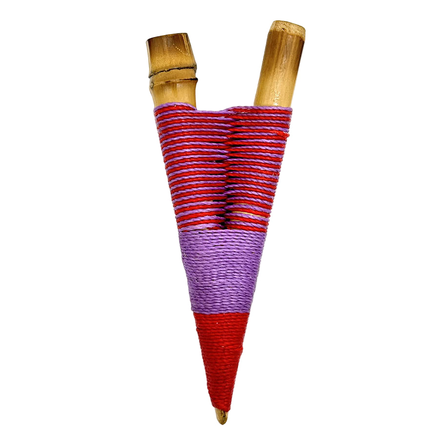 Yawanawá Rapé Kuripe – Red and Purple Thread-Wrapped Bamboo Applicator