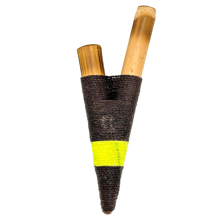 Yawanawá Bamboo Kuripe – Black and Yellow Thread-Wrapped Ceremonial Pipe